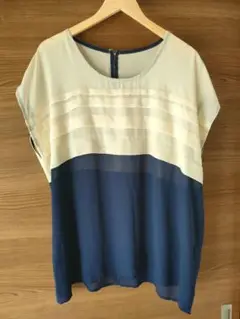 ラトカーレ　バイカラー　ブラウス