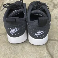 Nike Air max tavas スニーカー ブラック/ホワイト