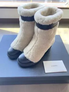 CHANEL シャネル ムートン ブーツ