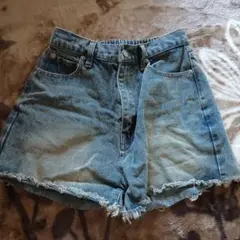 美品 INGNI デニムショートパンツ