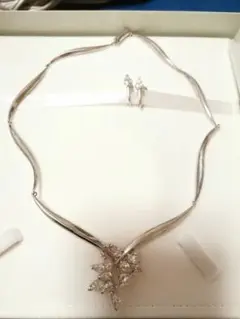 手作り ネックレス イヤリングセット