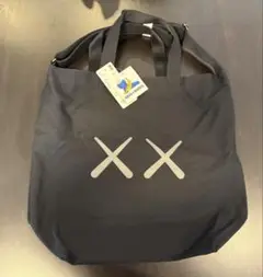 【新品未使用】　KAWS + Warhol カウズ ユニクロ トートバッグ