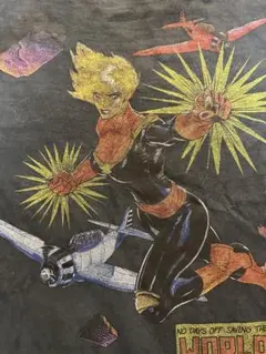 お盆限定セール　ヴィンテージ　レア　キャプテン・マーベル Tシャツ MARVEL