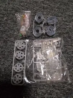 ミニ四駆　タイプ5 透明シャーシ