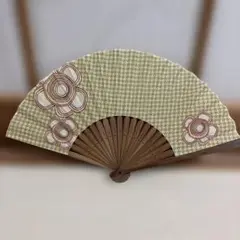 花柄刺繍の和装扇子