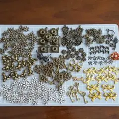金古美チャーム クマ カメラ 鍵 リボン クラウン リング ミール皿 まとめ売り
