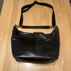 BICASH（ビカーシ）レザー ショルダーバッグ ブラック