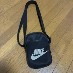 Nike メッシュショルダーバッグ ブラック