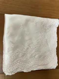 シルク100% 刺繍入りハンカチ ピンク