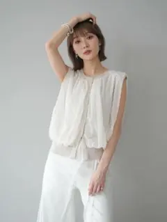 チュールドッキング2WAYベスト レイヤードトップス ベージュ Lumier