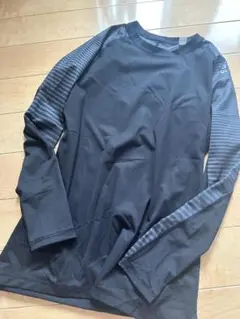 adidas 長袖　アンダーウェア　L