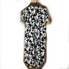 新品☆ロングシャツ☆花柄総柄☆白黒☆モノトーン☆半袖☆ワンピース