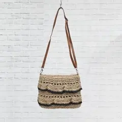 アンドラブ　クローゼットフェミニンフリルのストローバック【新品未使用品】