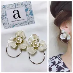 2285-2 2way シルバー☺︎ホワイトフラワーとパールのピアス×フープ☺︎