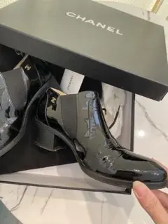 CHANEL ショートブーツ エナメル ココマーク 37