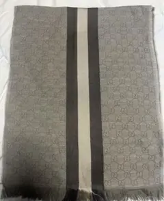 gucciのマフラー
