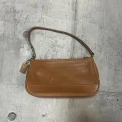 Item thumbnail for item 8944a5dd-2f91-404d-8506-db0c5ccef86b