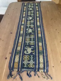 インドネシア#スンバイカットのテーブルランナー