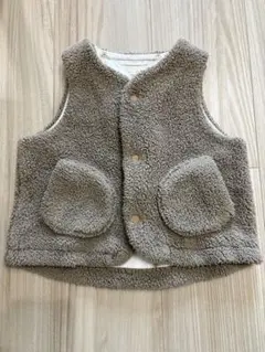 値下げ　ユニクロ　ベビーベスト　ブラウン　ボア