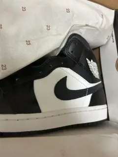 新品 AJ1Mid BlackSummitWhiteOffNoir 26.5cm