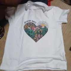 ホワイト Tシャツ ハート型デザイン