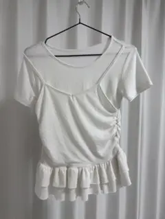ホワイト フリル付き 半袖Tシャツ