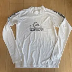 クイックシルバーラッシュガード