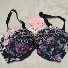 Item thumbnail for item fbae8ce9-5f03-47ea-9b4b-a05d50003004