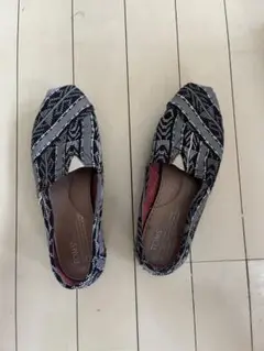 TOMS シューズ 23.5cm