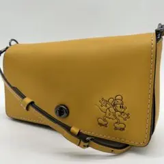 【美品】コーチ ディズニーコラボ ショルダーバッグ ターンロック レザー 黄色