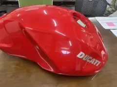 k*y様 ドゥカティ ST2 ガソリンタンク ウェビックガレージセール | 42098☆ドカティ 900SS?☆純正