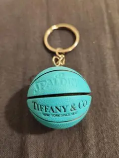 Tiffany & Co. バスケットボールキーホルダー