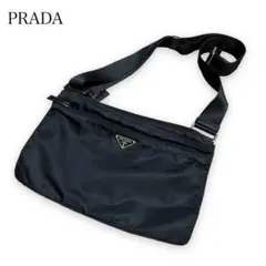 ãçŸåãPRADA ã·ã§ã«ããŒããã°ããã€ãã³ãäžè§ãã¬ãŒãããã©ãã¯