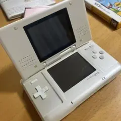 ニンテンドーDS ホワイト 本体