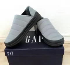 Item thumbnail for item 2d52cae0-fade-4a08-a17a-f26513e53af9