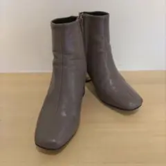 Item thumbnail for item 75fcf2eb-a948-4b83-af84-2068409c74ba