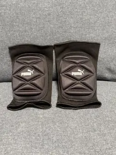 新品未使用　PUMA ゴールキーパー ニーガード（膝当て）ペア Lサイズ