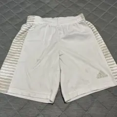 adidas ホワイト ハーフパンツ ストライプ　150
