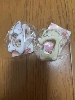 しっぽふりふり にゃんこカラビナ クリーム　ゴールド　ガチャガチャ　カプセルトイ
