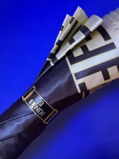 Item thumbnail for item 77521f0f-1b0a-4250-8750-f7d939e3a4bf