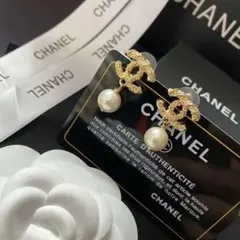A111 CHANEL ヴィンテージ チャーム 揺れるパールピアス ココマーク