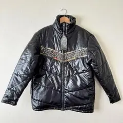 Item thumbnail for item fe737d05-a6c7-4f95-a4f4-e208e61a1e56