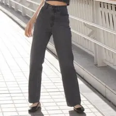 ハイライズストレートジーンズ　GU 349501