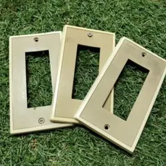 中古 ナショナル ベージュ プラスチック スイッチカバー 3枚セット松下電工