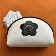 Item thumbnail for item f32e35e0-bf9e-4e55-9b0f-f4bcdf668c56