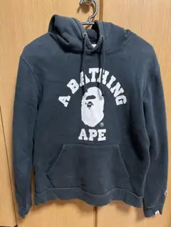 A BATHING APE BAPE X Champion パーカー