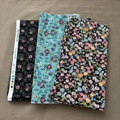 花のもよう　綿プリント生地 はぎれ　3枚セット