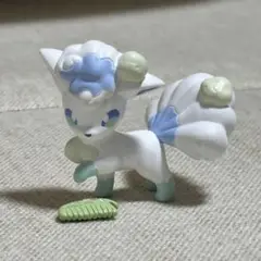 ポケモン　アローラロコン