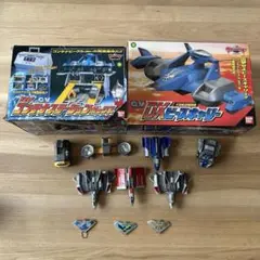 ウルトラマンガイア コンテナステーション ビーグル発進基地 コンテナビーグル７機