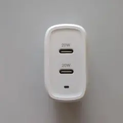 ELECOM 20W USB-C 急速充電器　PD40J-2TGB